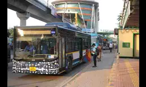 अंतिम छोर तक संपर्क की कमी से न्यू Gurugram के स्थानीय लोग फंसे