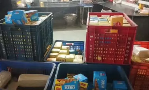 दीपावली से पहले 1,900 किलो नकली चीज नष्ट