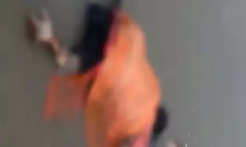 CG: हसदेव नदी के एनीकेट में मिला अज्ञात महिला का शव CG: हसदेव नदी के एनीकेट में मिला अज्ञात महिला का शव