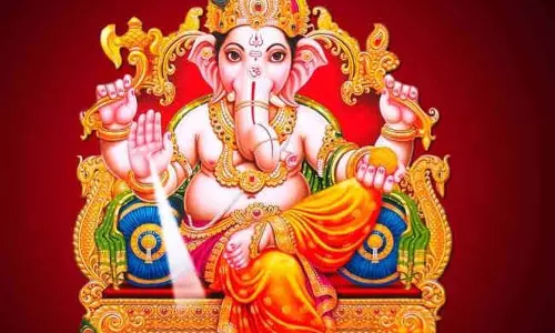 Vakratunda Chaturthi 2025: करें इन शक्तिशाली मंत्रों का जाप, गणेशजी हर संकट को करेंगे दूर
