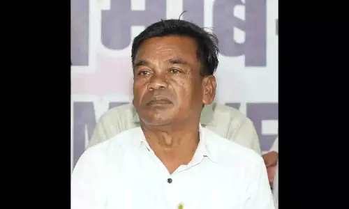 Nuapada उपचुनाव: कांग्रेस ने घासीराम माझी को बनाया प्रत्याशी Nuapada उपचुनाव: कांग्रेस ने घासीराम माझी को बनाया प्रत्याशी
