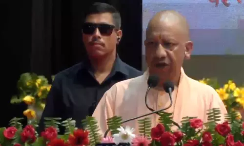 मातृशक्ति ने विभिन्न क्षेत्रों में विशिष्ट योगदान दिया...: UP सीएम आदित्यनाथ मातृशक्ति ने विभिन्न क्षेत्रों में विशिष्ट योगदान दिया...: UP सीएम आदित्यनाथ