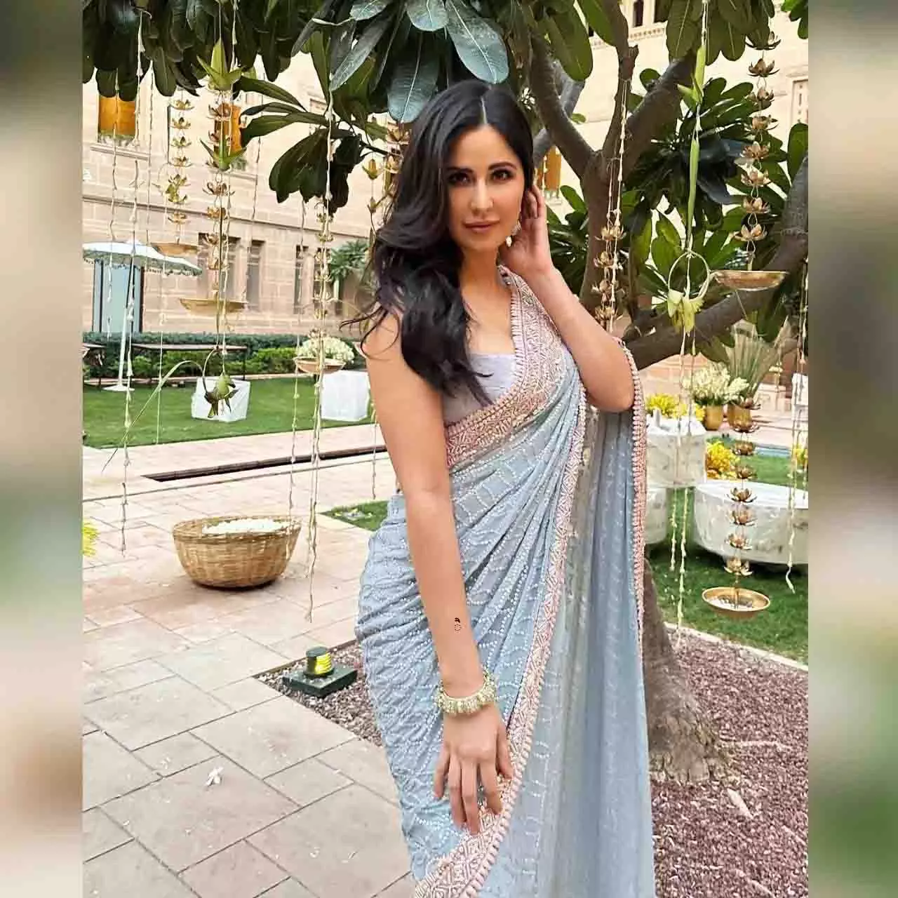 Karwa Chauth 2025: लाल रंग हुआ पुराना, करवा चौथ पर ट्राई करें इन पेस्टल कलर्स के आउटफिट Karwa Chauth 2025: लाल रंग हुआ पुराना, करवा चौथ पर ट्राई करें इन पेस्टल कलर्स के आउटफिट