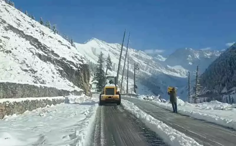 ला नीना की ठंड Kashmir की ओर बढ़ रही ला नीना की ठंड Kashmir की ओर बढ़ रही