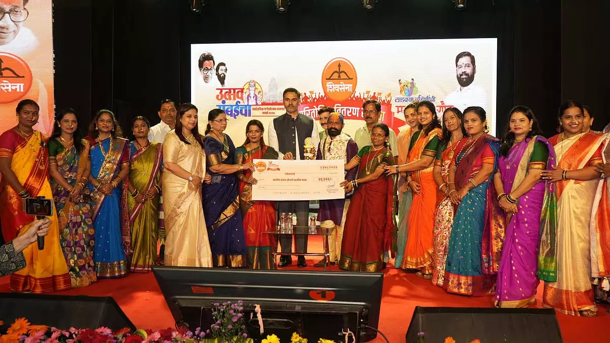 Mumbai : बीएमसी चुनाव से पहले शिवसेना ने विशेष पहल के साथ महिला मतदाताओं को लक्ष्य बनाया Mumbai : बीएमसी चुनाव से पहले शिवसेना ने विशेष पहल के साथ महिला मतदाताओं को लक्ष्य बनाया