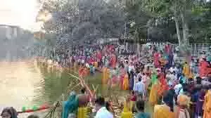 Bihar: नगर निगम ने छठ पर्व की तैयारियां तेज कीं Bihar: नगर निगम ने छठ पर्व की तैयारियां तेज कीं