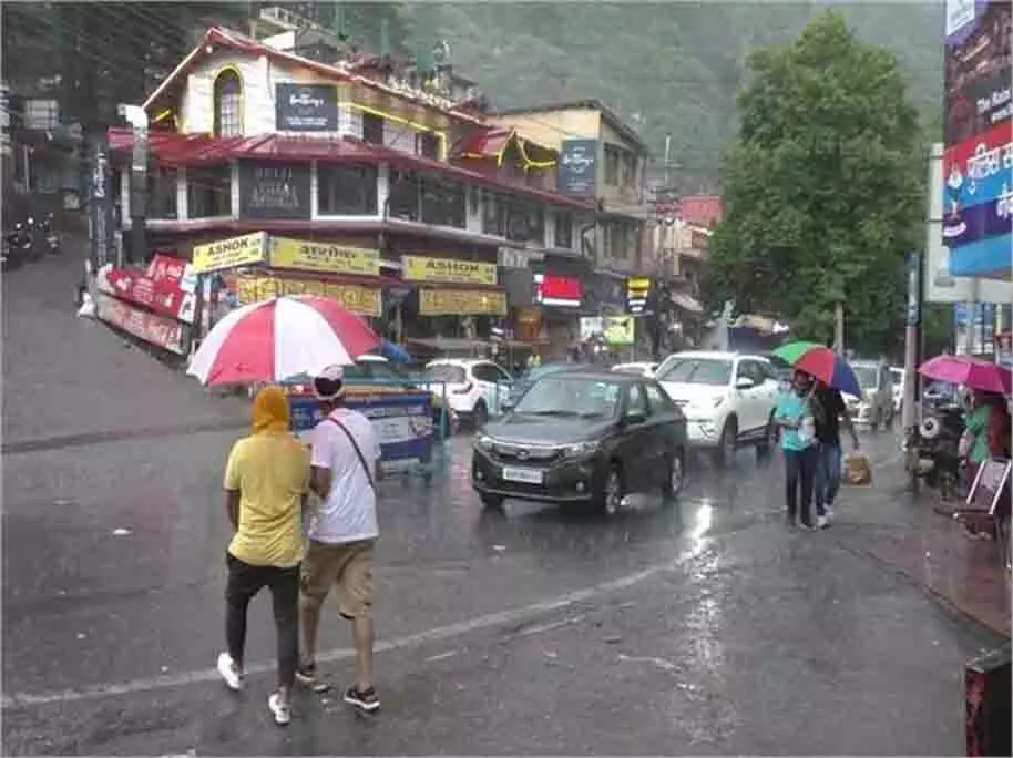 Uttarakhand: अगले 24 घंटों में और भारी बारिश, मौसम विभाग ने जारी की बड़ी चेतावनी Uttarakhand: अगले 24 घंटों में और भारी बारिश, मौसम विभाग ने जारी की बड़ी चेतावनी