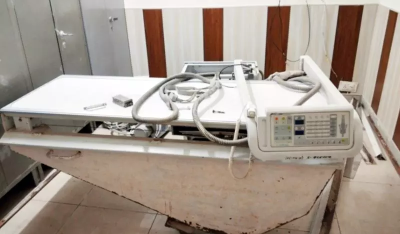 भट्टू कलां के CHC को मिली एक्स-रे मशीन, चलाने के लिए स्टाफ नहीं भट्टू कलां के CHC को मिली एक्स-रे मशीन, चलाने के लिए स्टाफ नहीं
