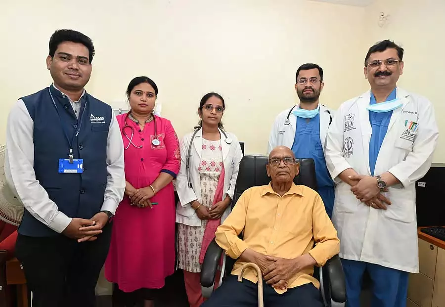Belgaum : 85 वर्षीय व्यक्ति की ओपन हार्ट सर्जरी सफल रही Belgaum : 85 वर्षीय व्यक्ति की ओपन हार्ट सर्जरी सफल रही