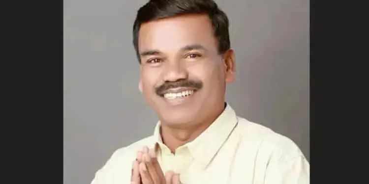 नुआपाड़ा उपचुनाव: घासीराम माझी कांग्रेस के उम्मीदवार घोषित नुआपाड़ा उपचुनाव: घासीराम माझी कांग्रेस के उम्मीदवार घोषित
