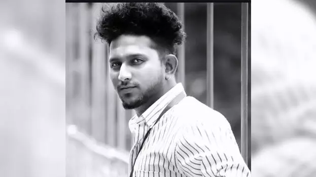 kerala: रेलवे कर्मचारी की चूक से युवक की जान गई, परिवार ने कार्रवाई की मांग की kerala: रेलवे कर्मचारी की चूक से युवक की जान गई, परिवार ने कार्रवाई की मांग की
