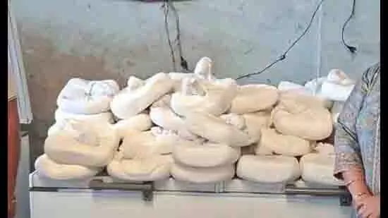 Punjab: पटियाला के एक गांव में 225 किलोग्राम मिलावटी पनीर जब्त Punjab: पटियाला के एक गांव में 225 किलोग्राम मिलावटी पनीर जब्त