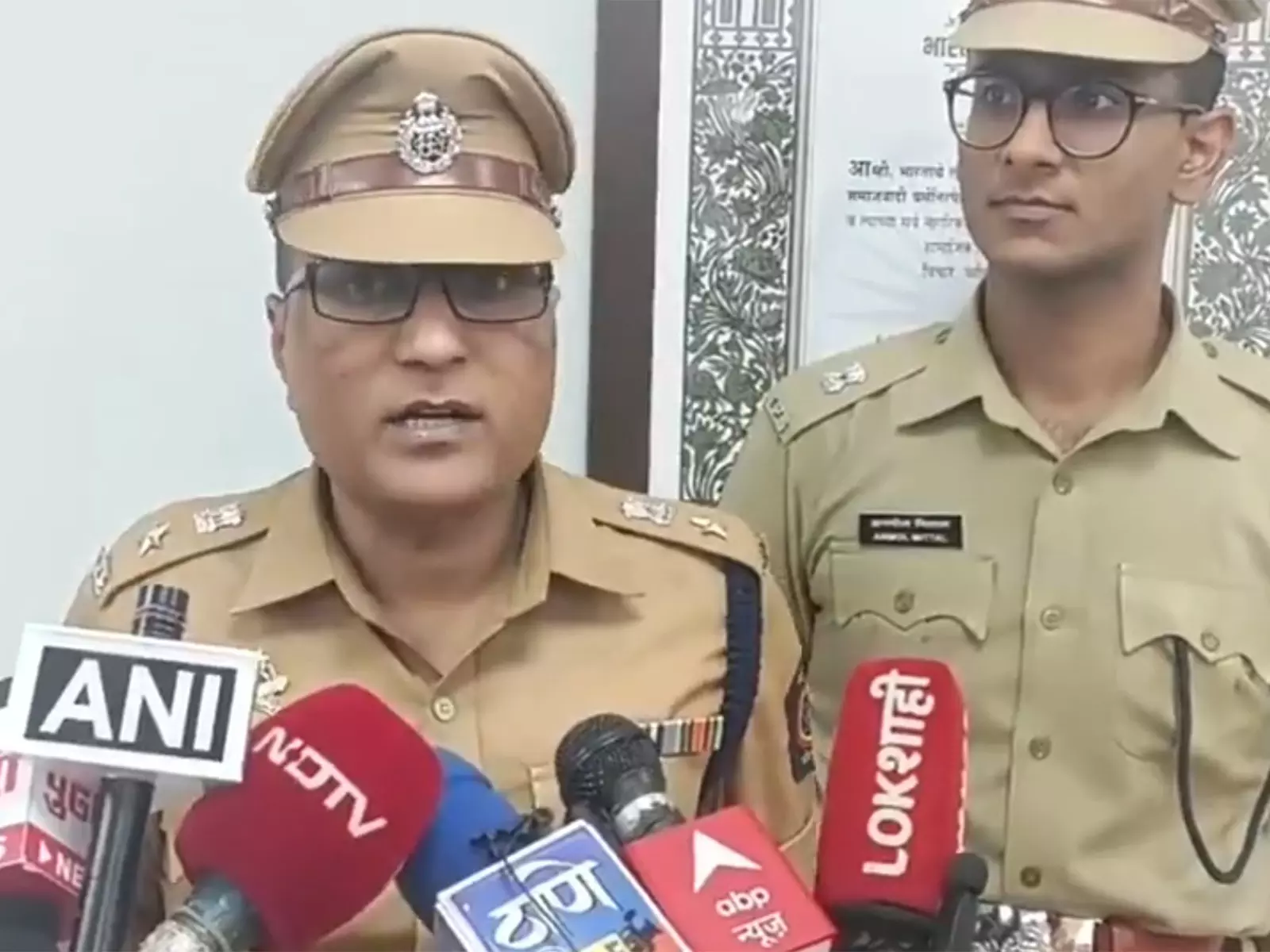 Maharashtra: भिवंडी में अवैध धर्मांतरण और प्रतिबंधित धार्मिक गतिविधियों के आरोप में 3 पर मामला Maharashtra: भिवंडी में अवैध धर्मांतरण और प्रतिबंधित धार्मिक गतिविधियों के आरोप में 3 पर मामला