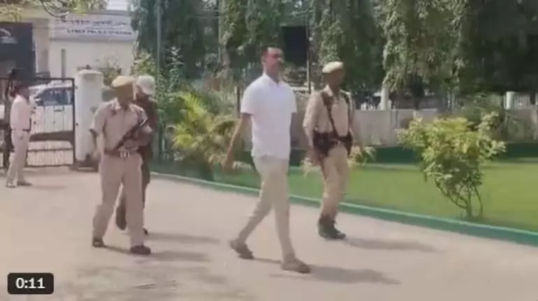 गायक Zubeen Garg की मौत के मामले में उनके चचेरे भाई को गिरफ्तार किया गया गायक Zubeen Garg की मौत के मामले में उनके चचेरे भाई को गिरफ्तार किया गया