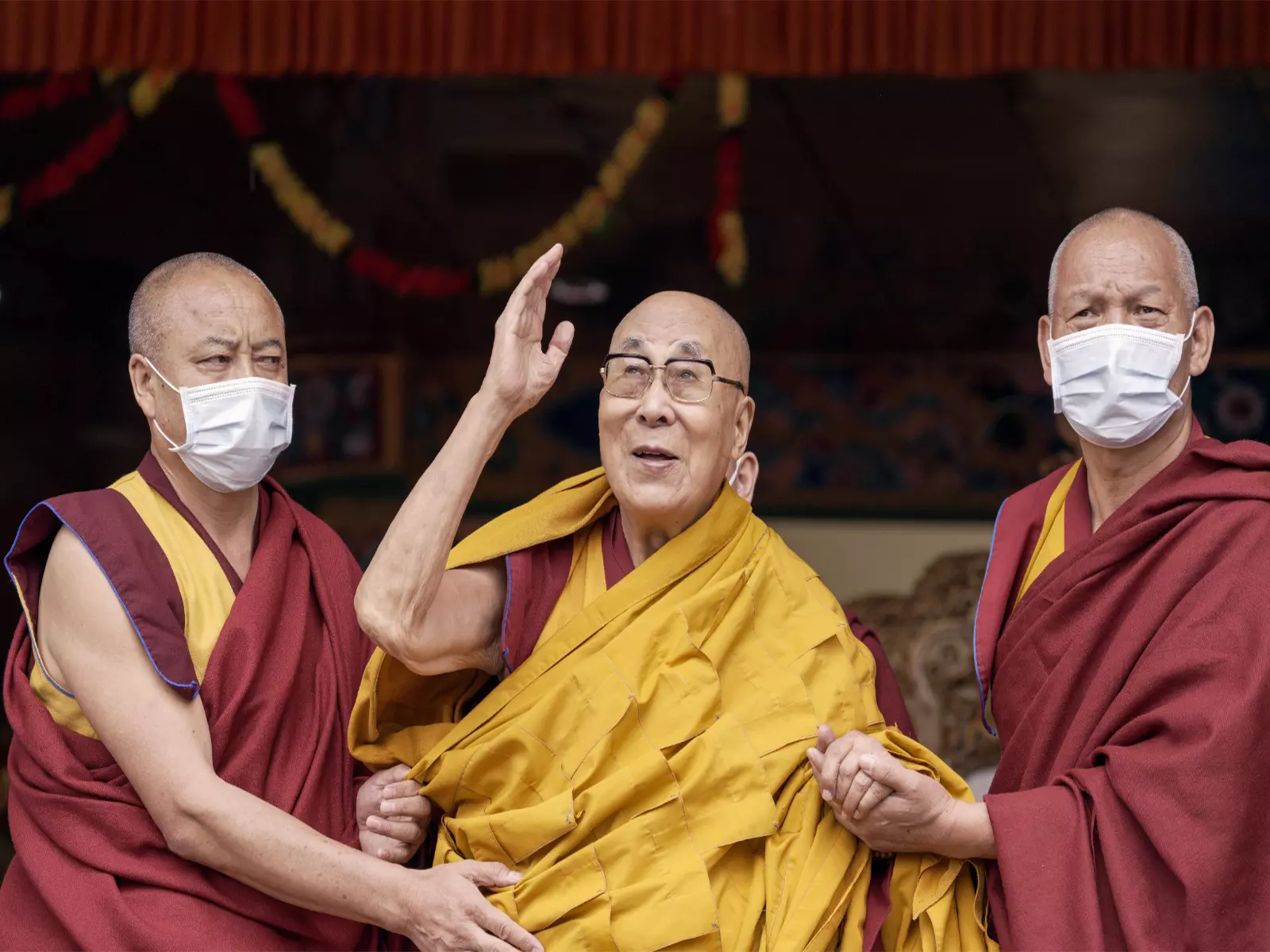हिमाचल: धर्मशाला में तिब्बतियों ने दलाई लामा की दीर्घायु के लिए प्रार्थना की हिमाचल: धर्मशाला में तिब्बतियों ने दलाई लामा की दीर्घायु के लिए प्रार्थना की