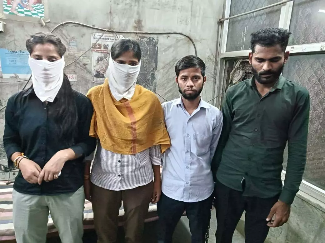 प्रोडक्ट सेल और मेंबरशिप के नाम पर ठगी करने वाला अंतर्राज्यीय गिरोह गिरफ्तार प्रोडक्ट सेल और मेंबरशिप के नाम पर ठगी करने वाला अंतर्राज्यीय गिरोह गिरफ्तार
