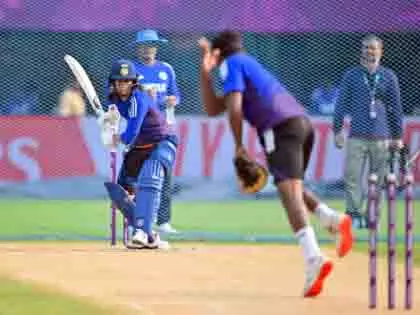 World Cup: सुषमा ने जताई ऋचा और टॉप ऑर्डर से बेहतर प्रदर्शन की उम्मीद World Cup: सुषमा ने जताई ऋचा और टॉप ऑर्डर से बेहतर प्रदर्शन की उम्मीद