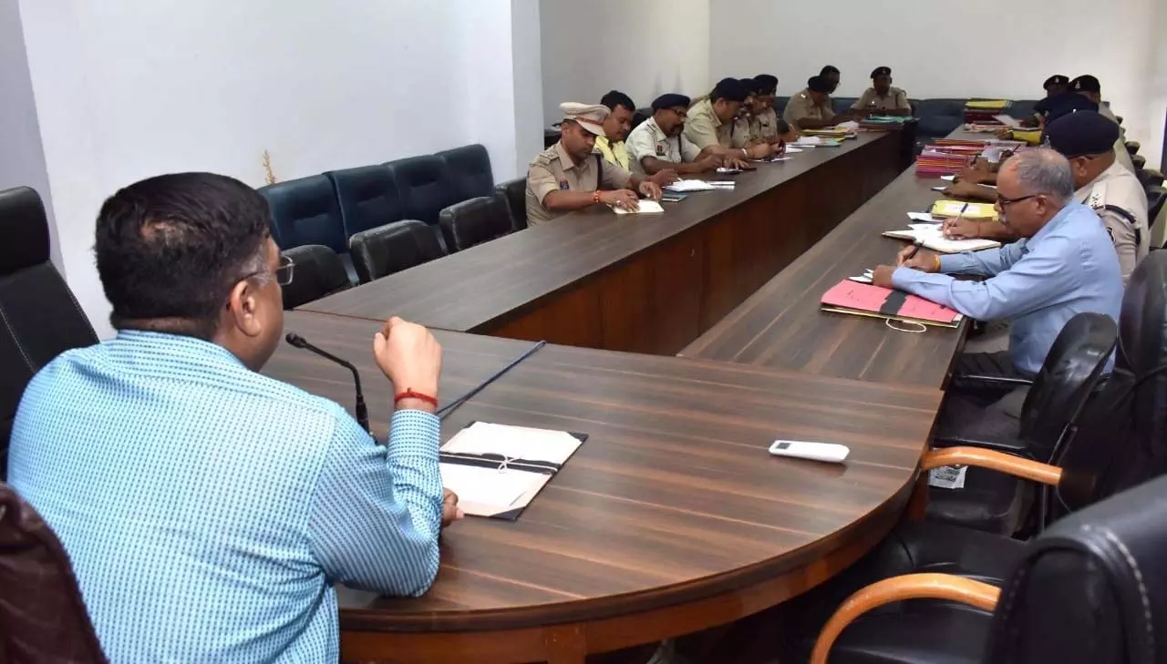 SSP विजय अग्रवाल ने ली पाटन अनुविभाग की समीक्षा बैठक SSP विजय अग्रवाल ने ली पाटन अनुविभाग की समीक्षा बैठक