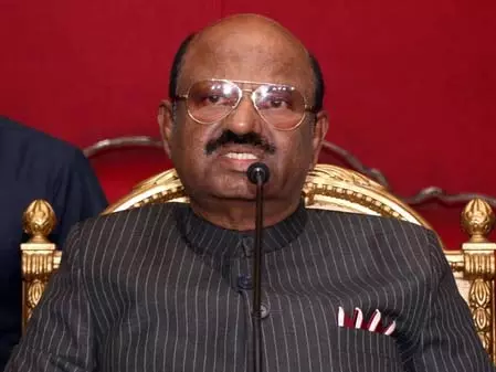 बंगाल के राज्यपाल ने भाजपा सांसद और विधायक पर हमले को बताया निंदनीय, बोले-बंगाल में स्थिति अच्छी नहीं बंगाल के राज्यपाल ने भाजपा सांसद और विधायक पर हमले को बताया निंदनीय, बोले-बंगाल में स्थिति अच्छी नहीं