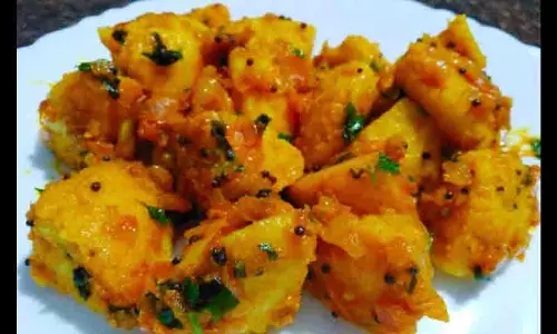 Tadka Idli: नाश्ते के लिए एक स्वादिष्ट व्यंजन