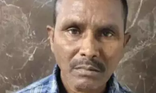 DVCM कैडर के नक्सली ने किया सरेंडर DVCM कैडर के नक्सली ने किया सरेंडर