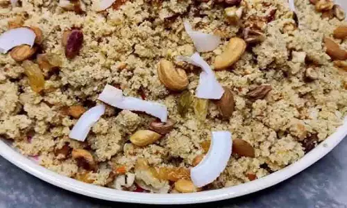 Dry Fruits Panjiri: स्वादिष्ट और सेहतमंद है यह व्यंजन Dry Fruits Panjiri: स्वादिष्ट और सेहतमंद है यह व्यंजन