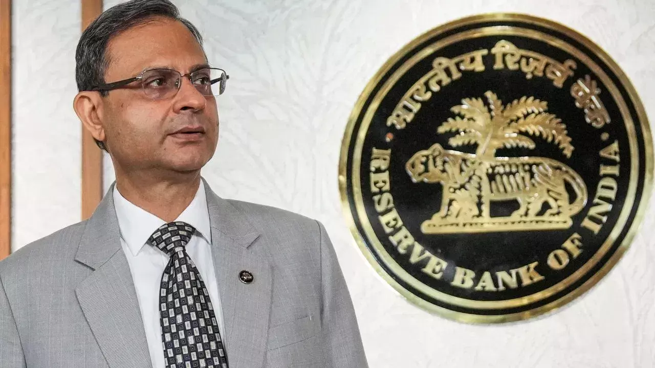 New Delhi: रुपए की गिरावट पर RBI ने किया बड़ा ऐलान