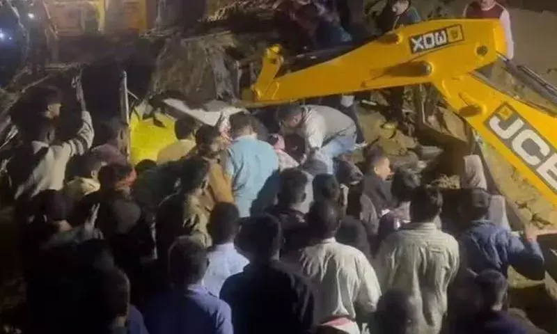 Bilaspur में भीषण भूस्खलन से कम से कम 15 लोगों की मौत; बचाव कार्य जारी