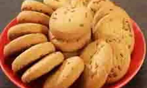 Jeera Biscuit : घर पर बनाएं बेकरी जैसा क्रिस्पी और स्वादिष्ट जीरा बिस्कुट