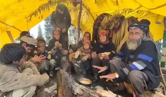 Bhaderwah: बकरवाल समुदाय के आदिवासी और पशु सुरक्षित, सेना ने किया रेस्क्यू