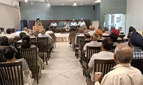 सेवानिवृत्त प्रधानाचार्य और शिक्षकों ने राज्य स्तरीय बैठक में लंबित मांगों पर जोर दिया
