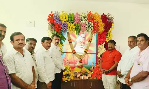 Devanahalli : सुंदरकांड का पाठ विश्व कल्याण में सहायक Devanahalli : सुंदरकांड का पाठ विश्व कल्याण में सहायक