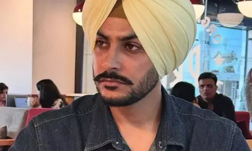 Punjabi गायक राजवीर जवंदा का 35 साल की उम्र में निधन Punjabi गायक राजवीर जवंदा का 35 साल की उम्र में निधन