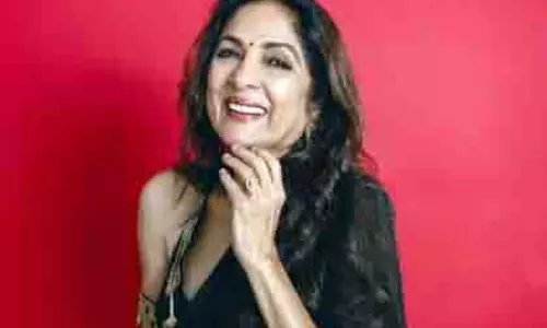 Neena Gupta ने बॉलीवुड की उम्रवादी सोच पर कसा तंज Neena Gupta ने बॉलीवुड की उम्रवादी सोच पर कसा तंज