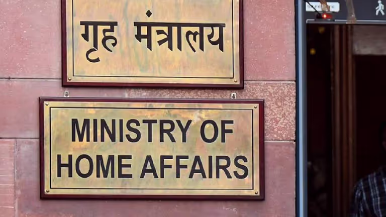 Assam और गुजरात बाढ़ पीड़ितों के लिए 707.97 करोड़ रुपये के राहत पैकेज को मंजूरी दी