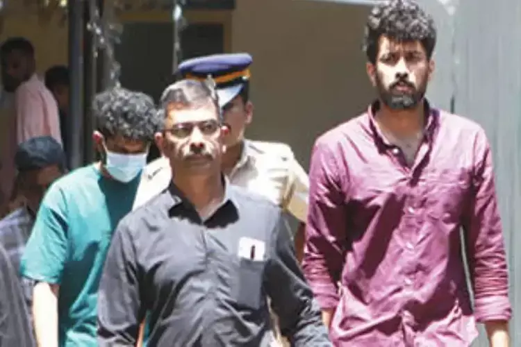 पीएससी परीक्षा नकल कांड Kannur के दो आरोपी पुलिस हिरासत में