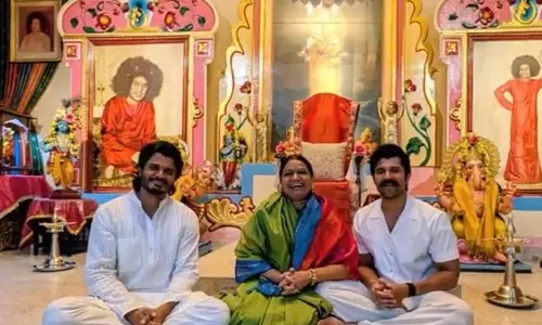 Vijay ने पुरानी यादें ताज़ा कीं; पुट्टपर्थी स्थित अपने स्कूल की तस्वीरें साझा कीं Vijay ने पुरानी यादें ताज़ा कीं; पुट्टपर्थी स्थित अपने स्कूल की तस्वीरें साझा कीं