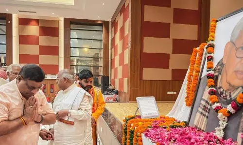 Bareilly: आरएसएस ने राधेश्याम को भावपूर्ण श्रद्धांजलि दी Bareilly: आरएसएस ने राधेश्याम को भावपूर्ण श्रद्धांजलि दी