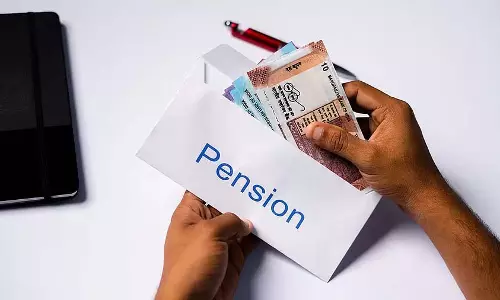 Kasargod : कलाकार संघ ने पेंशन बढ़ाने की मांग की Kasargod : कलाकार संघ ने पेंशन बढ़ाने की मांग की
