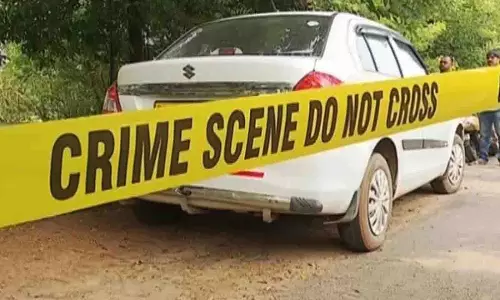 टैक्सी चालक की मौत के मामले में मुख्य आरोपी पर लुकआउट नोटिस संभव टैक्सी चालक की मौत के मामले में मुख्य आरोपी पर लुकआउट नोटिस संभव