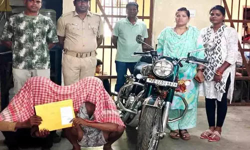 Bhubaneswar: ड्रग तस्करों का भंडाफोड़, 16.5 लाख रुपये की ब्राउन शुगर जब्त