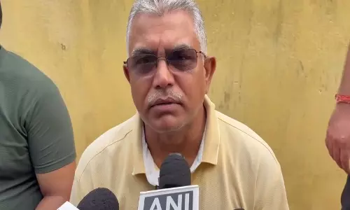 TMC की वजह से बंगाल में राजनीतिक हिंसा बढ़ी: भाजपा नेताओं पर हमले को लेकर दिलीप घोष TMC की वजह से बंगाल में राजनीतिक हिंसा बढ़ी: भाजपा नेताओं पर हमले को लेकर दिलीप घोष