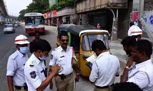 Hyderabad: गलत दिशा में वाहन चलाने पर 10,000 से अधिक चालकों पर मामला दर्ज