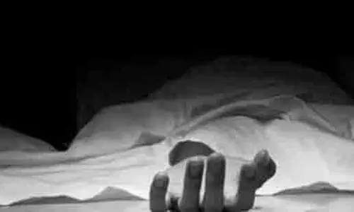 Rohini: फ्लैट में 65 वर्षीय महिला की गला घोंटकर हत्या