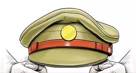 Tamil Nadu: वानीयंबादी में मानसिक रूप से विक्षिप्त व्यक्ति को संदेह के आधार पर पेड़ से बांधा गया Tamil Nadu: वानीयंबादी में मानसिक रूप से विक्षिप्त व्यक्ति को संदेह के आधार पर पेड़ से बांधा गया