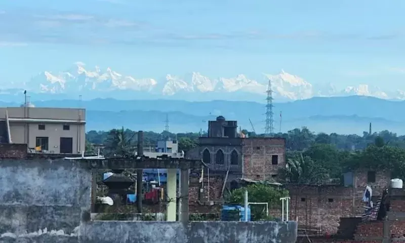Bihar के जयनगर से माउंट एवरेस्ट की झलक, वायु गुणवत्ता में सुधार Bihar के जयनगर से माउंट एवरेस्ट की झलक, वायु गुणवत्ता में सुधार