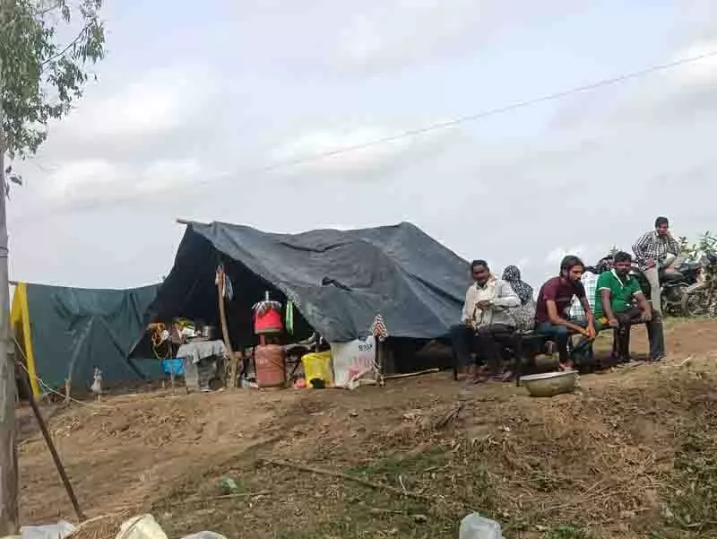 बांध से ताजा पानी छोड़े जाने के बाद सतलुज नदी में फिर से उफान आने से Punjab के सीमावर्ती गांवों में दहशत बांध से ताजा पानी छोड़े जाने के बाद सतलुज नदी में फिर से उफान आने से Punjab के सीमावर्ती गांवों में दहशत