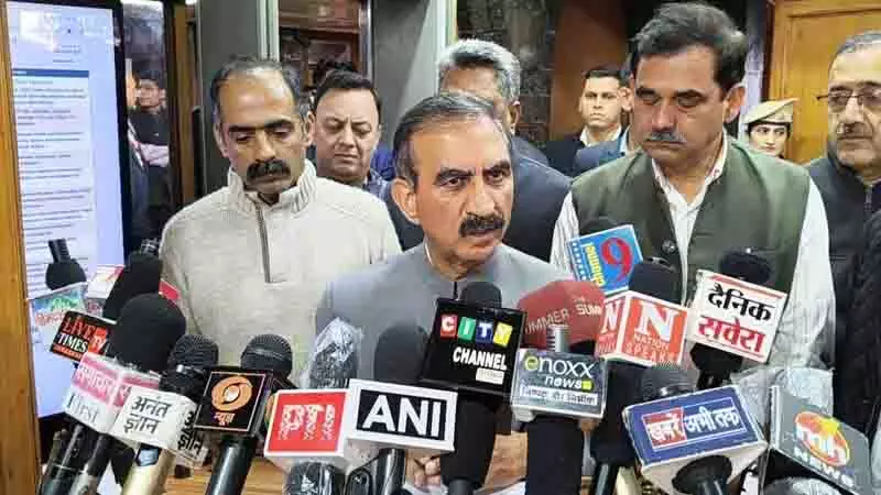 CM ने वीरभद्र की प्रतिमा के अनावरण की तैयारियों की समीक्षा की CM ने वीरभद्र की प्रतिमा के अनावरण की तैयारियों की समीक्षा की