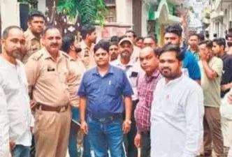 Bareilly: बकायेदारी में सख्ती, 41 कनेक्शन काटे और 22 पर कानूनी कार्रवाई Bareilly: बकायेदारी में सख्ती, 41 कनेक्शन काटे और 22 पर कानूनी कार्रवाई