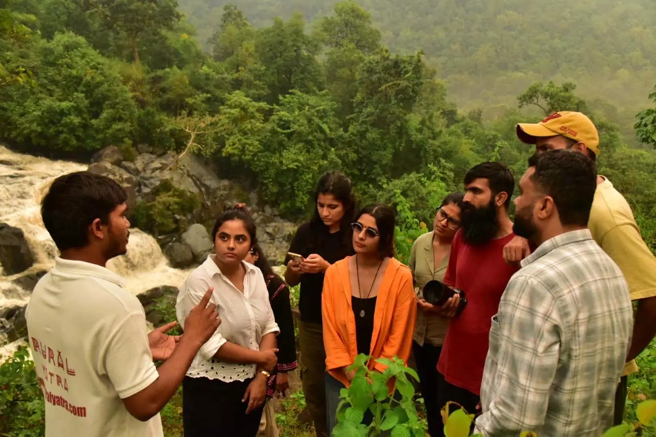 बस्तर राइजिंग बस्तर की सांस्कृतिक, पर्यावरणीय और उद्यमशीलता को दिलायेगी राष्ट्रीय पहचान बस्तर राइजिंग बस्तर की सांस्कृतिक, पर्यावरणीय और उद्यमशीलता को दिलायेगी राष्ट्रीय पहचान